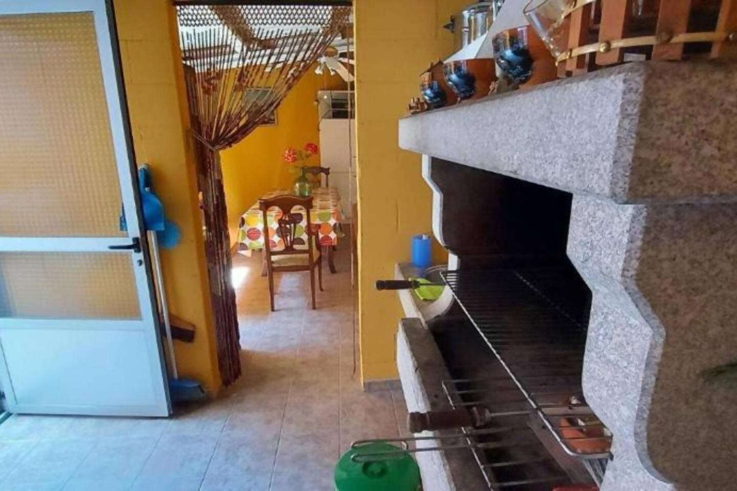 Apartamento Centrico Cerca De La Playa Bueu Buitenkant foto