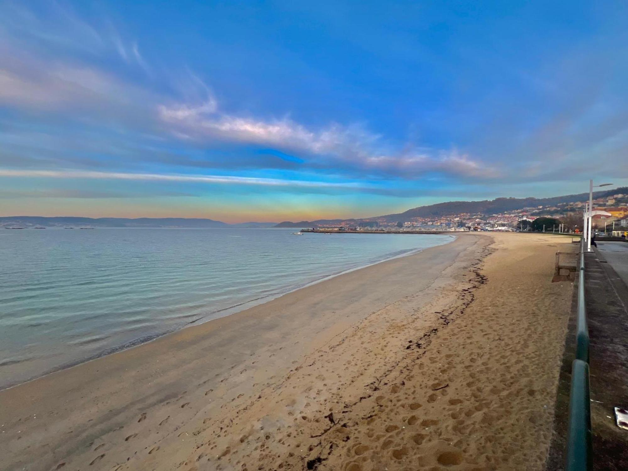 Apartamento Centrico Cerca De La Playa Bueu Buitenkant foto